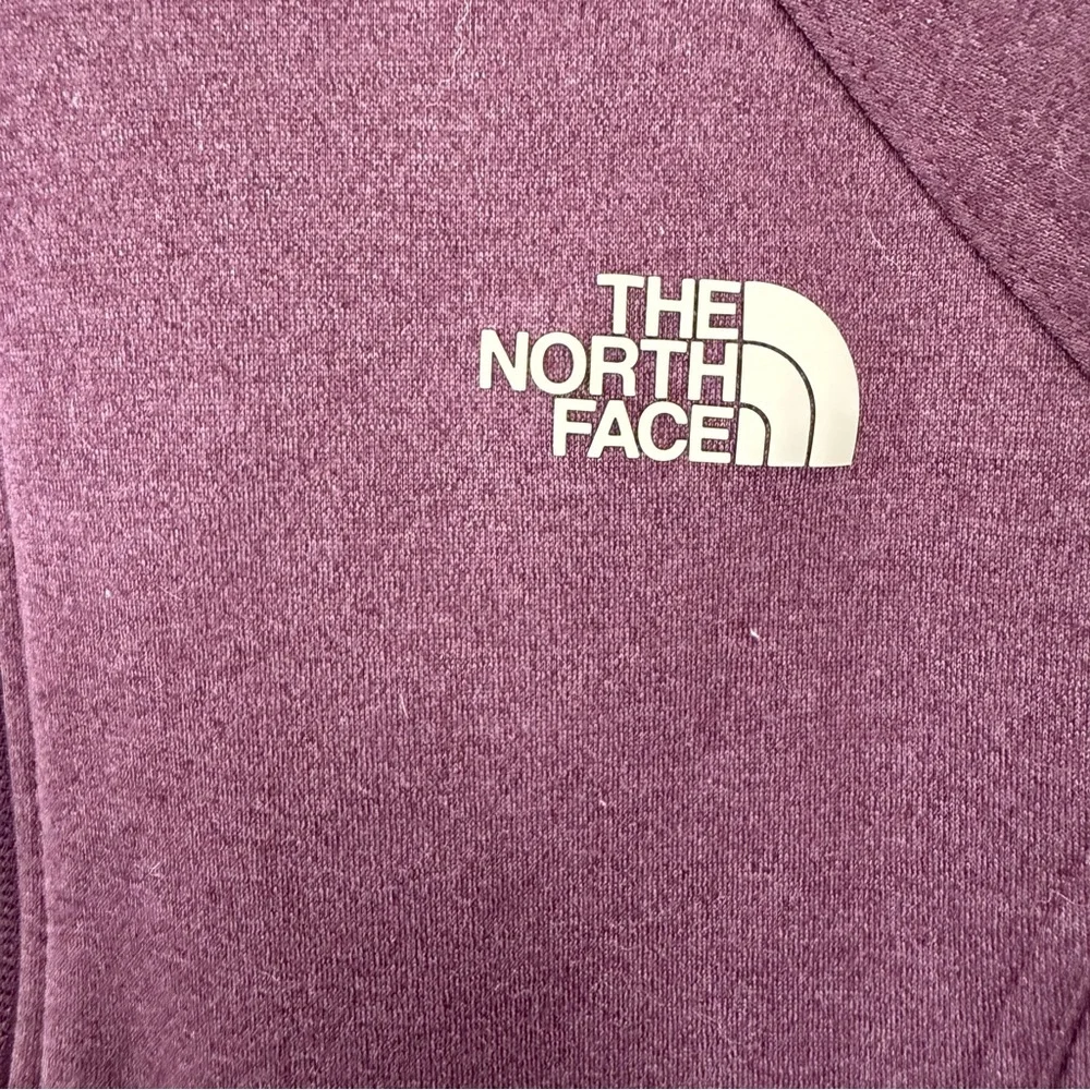 The North Face Women's Chest Logo Purple Zip Up Jacket Size M